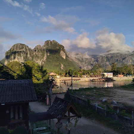 Bungalows Le Jardin Vangvieng Ванг Виенг Екстериор снимка