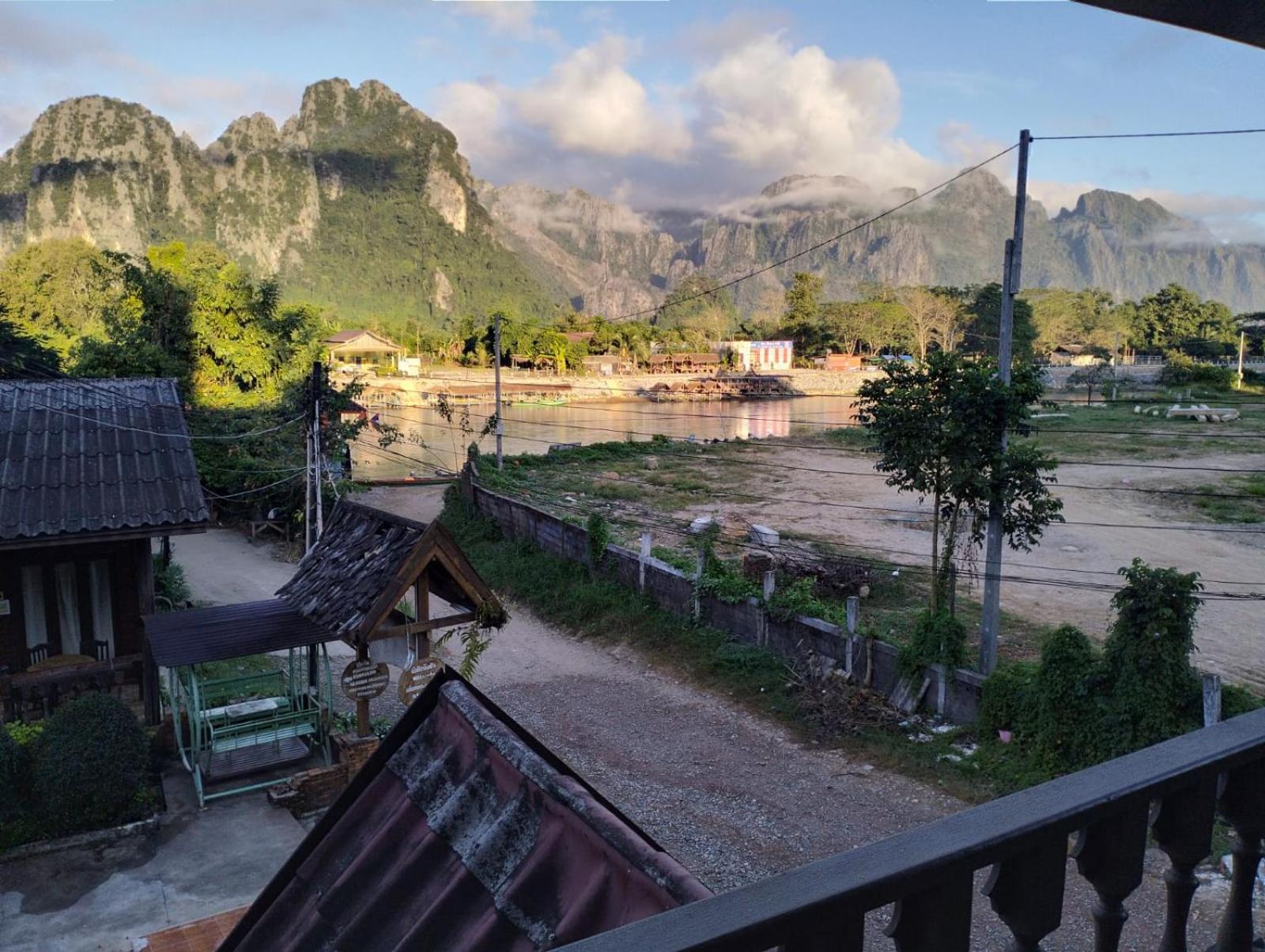 Bungalows Le Jardin Vangvieng Ванг Виенг Екстериор снимка