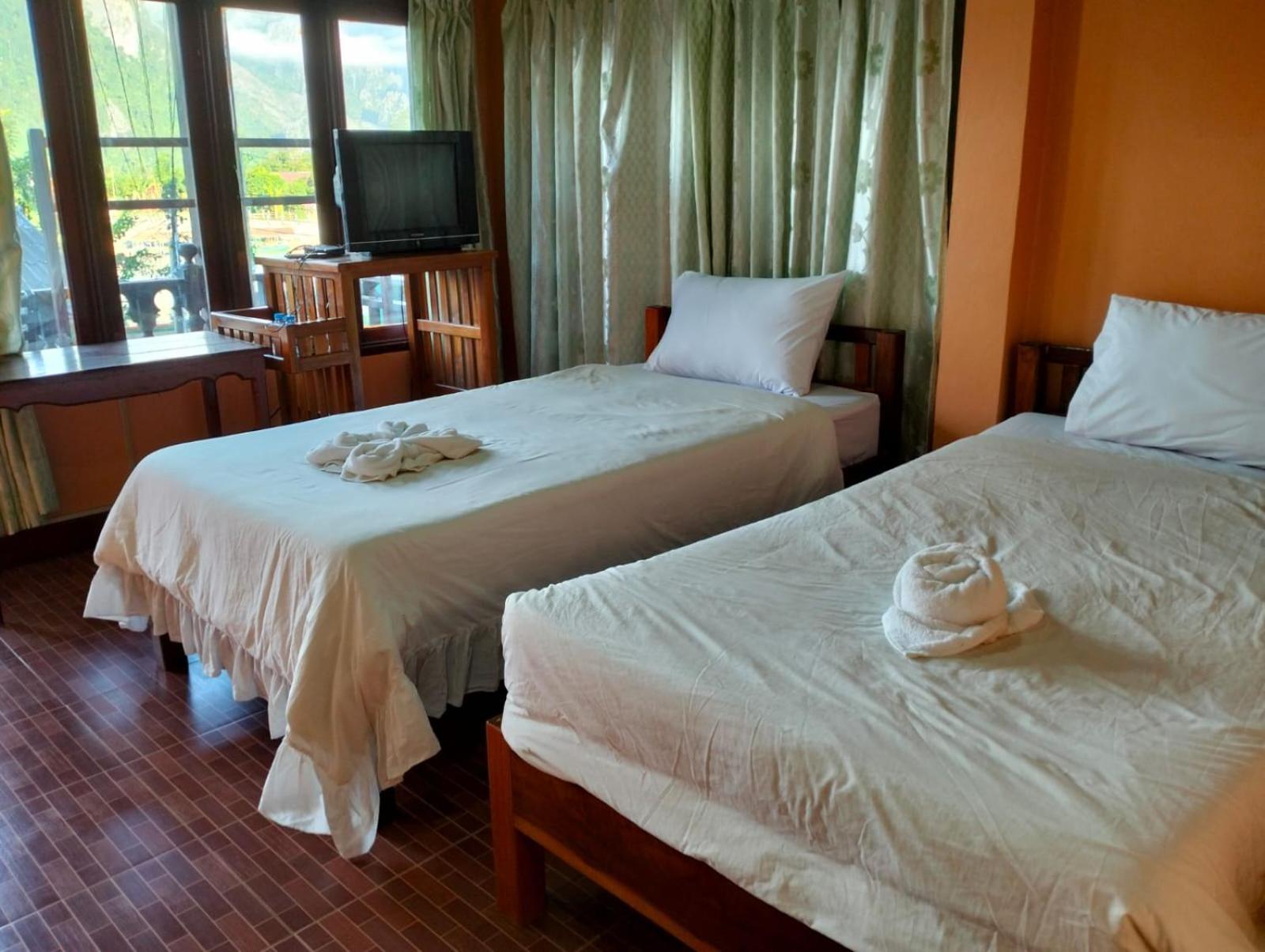 Bungalows Le Jardin Vangvieng Ванг Виенг Екстериор снимка