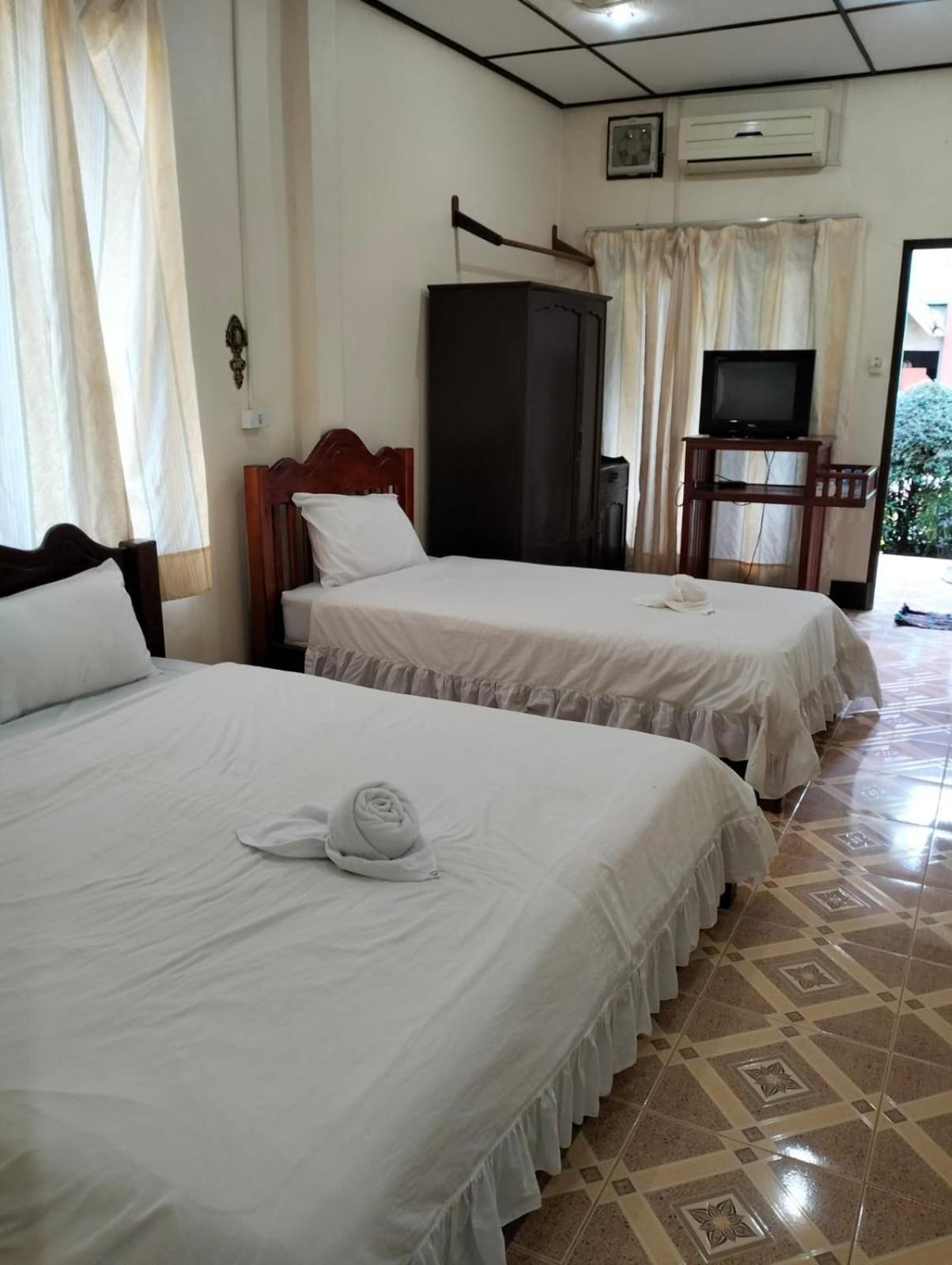 Bungalows Le Jardin Vangvieng Ванг Виенг Екстериор снимка